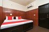 Oyo 28691 Hotel Golden Star