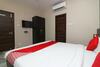 Hotel Oyo 23639 Krishna Plaza