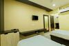 Hotel L N International