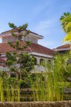 Hotel Sarova Whitesands Beach Resort & Spa