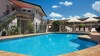 10t Beachfront Apartments