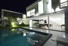 Villa L