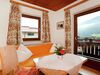Beautiful Apartment In Uttendorf With Mountain View