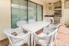 Apartamento Contemporary Retreat