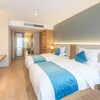 Vyluk J Hotel Lanwan Caohai Weining
