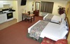Motel Executive Inn And Suites