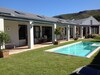 Hotel Sixteen Guest House On Main