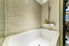 Lin Hotel