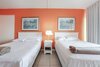Hotel Camelot Waterfront Inn