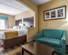 Hotel Comfort Suites Airport