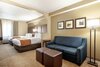 Hotel Comfort Suites Airport