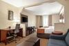 Hotel Comfort Suites Airport