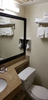 Hotel Skybridge Inn & Suites