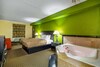 Hotel Quality Inn & Suites