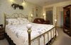 Bed & Breakfast Wrens Nest Village Inn