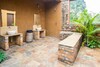 Hotel Karandla Farm And Resort