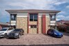 Hostal Oyo 283 Helvetia Residence