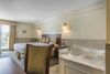 Inn On The Lake, An Ascend Hotel Collection Member