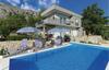 Four-bedroom Holiday Home In Gornje Sitno