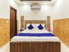Hotel Silverkey Executive Stays 19389 Divine Inn