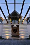 Hotel Sareeraya Villas & Suites