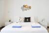 Apartamento Upgraded 2 Bd W Sea Views - Accommodates 6!