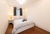 Designer Townhome Apartment In Queen West