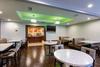 Hotel Comfort Inn & Suites