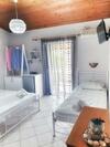 Hostal Orange Apartments