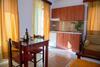 Hostal Room In Apartment - Elegantly Furnished Studio For 2 People