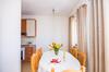 Hostal Burum Apartments