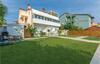 Two-bedroom Apartment In Novigrad