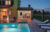 Villa Gardenia With Pool, Garden And Jacuzzi
