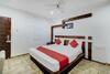 Hotel Oyo 76788 C Square Space