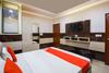 Oyo 70744 Hotel Atharv