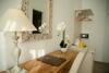 Hostal Porta Aragonese Luxury Rooms