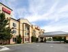 Holiday Inn Express Hotel & Suites