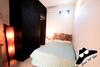 Straw Hat Hostel & Rooftop Bar