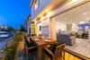 Nb-130 - Spacious Balboa Beauty