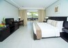 Hotel Fairways And Bluewater Newcoast Boracay