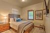 Walk To Main St And Marina From Updated Cabin!