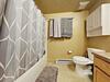 Apartamento New Listing! Renovated Studio With On-site Gondola Condo
