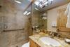 Lion Square Lodge South 554