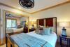 Lion Square Lodge South 554
