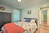 Niantic Home With Patio And Grill - 2 Mi To Beach!