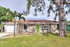 Coastal House With Fenced-in Yard - 5 Mi To Beach!