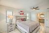 Canalfront Cape Coral Getaway With Boat Lift!