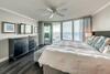 Shores Club - 305