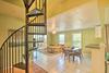 Expansive Retreat With Pool 2 Blocks To Beach!