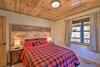 Spacious Cabin With Furnished Deck And Fire Pit!